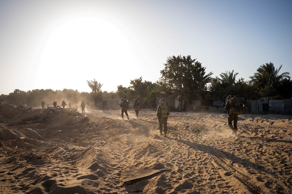 Israeli soldiers in Gaza