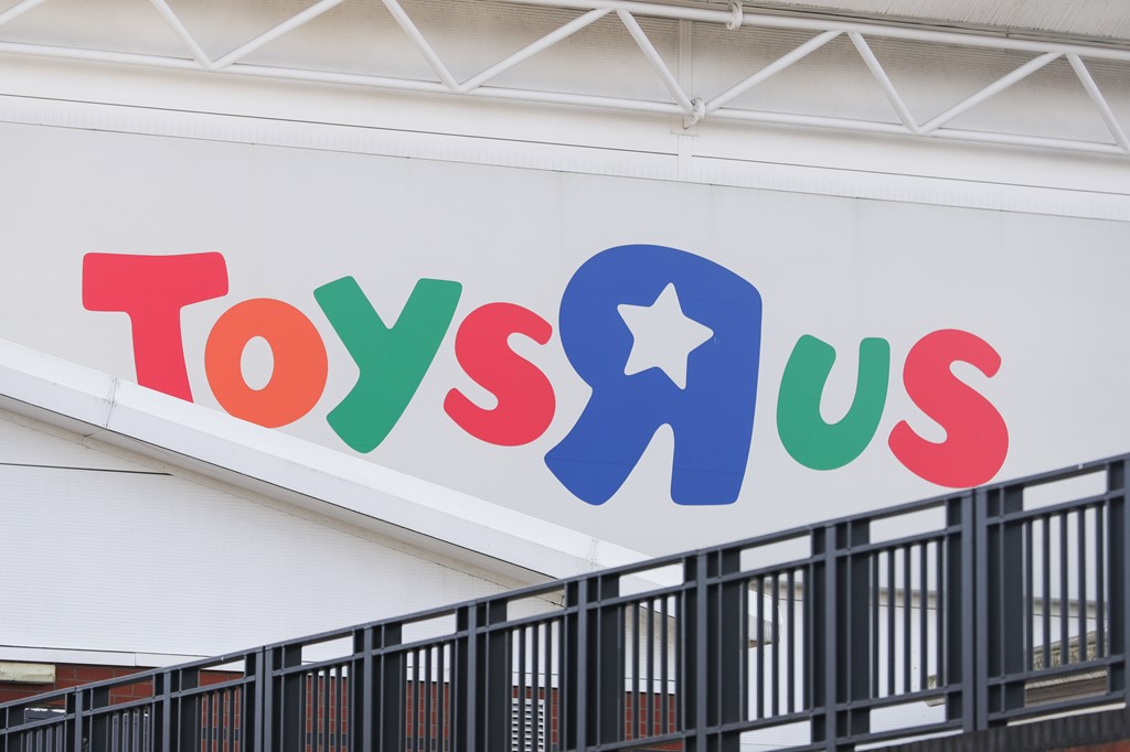 WHSmith Toys ‘R’ Us Concessions