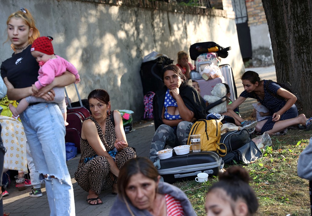 Around 120 Ukrainians were reported to have been affected after the law change