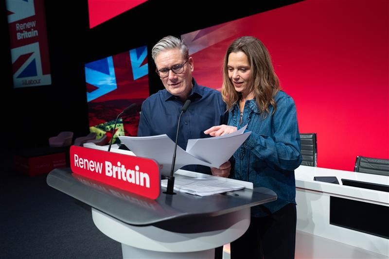 Sir Keir Starmer and his wife Victoria were photographed rehearsing the prime minister's keynote speech earlier in the week, ahead of the address later today by 2pm UK time. Sky news.
