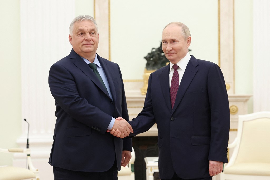 Mr Orban with Mr Putin in July