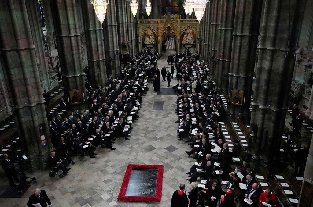 Early arrivals at Westminster Abbey