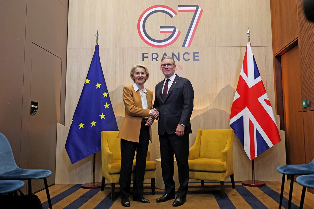 &nbsp;Ursula von der Leyen&nbsp;and Sir Keir Starmer at the G7 last week.