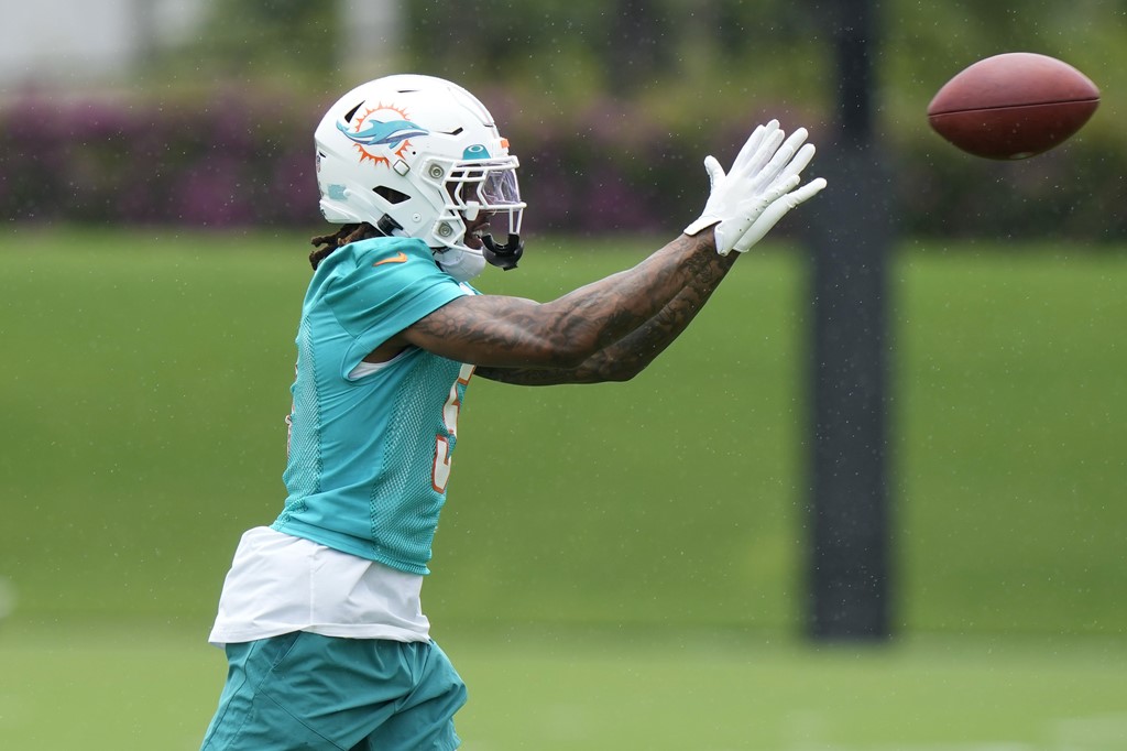 Report: Dolphins' Ramsey out until December after full meniscus