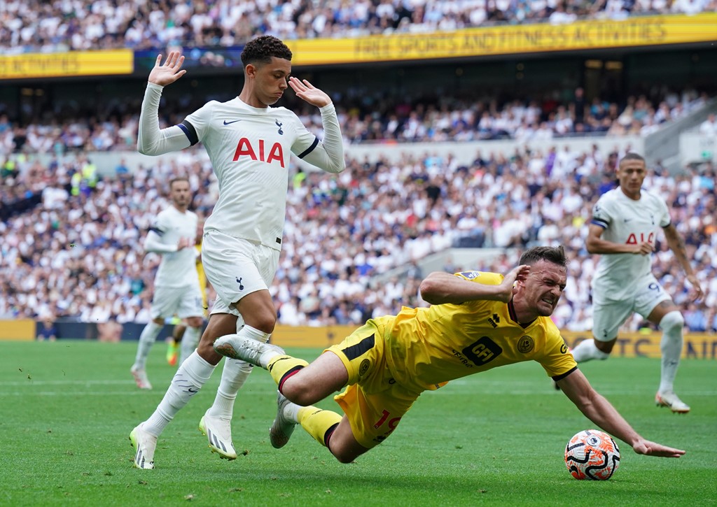Late flurry sees Tottenham Hotspur see off Sheffield United - DFA