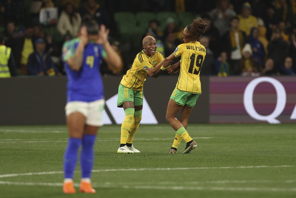 Live updates: Jamaica vs Brazil and Panama vs France, Women's