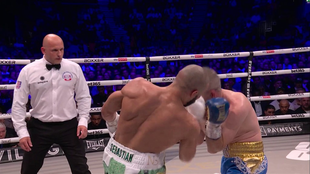 Boxing Smith v Eubank Jr 2023  'Out of nowhere': Brutal KO stuns British  star