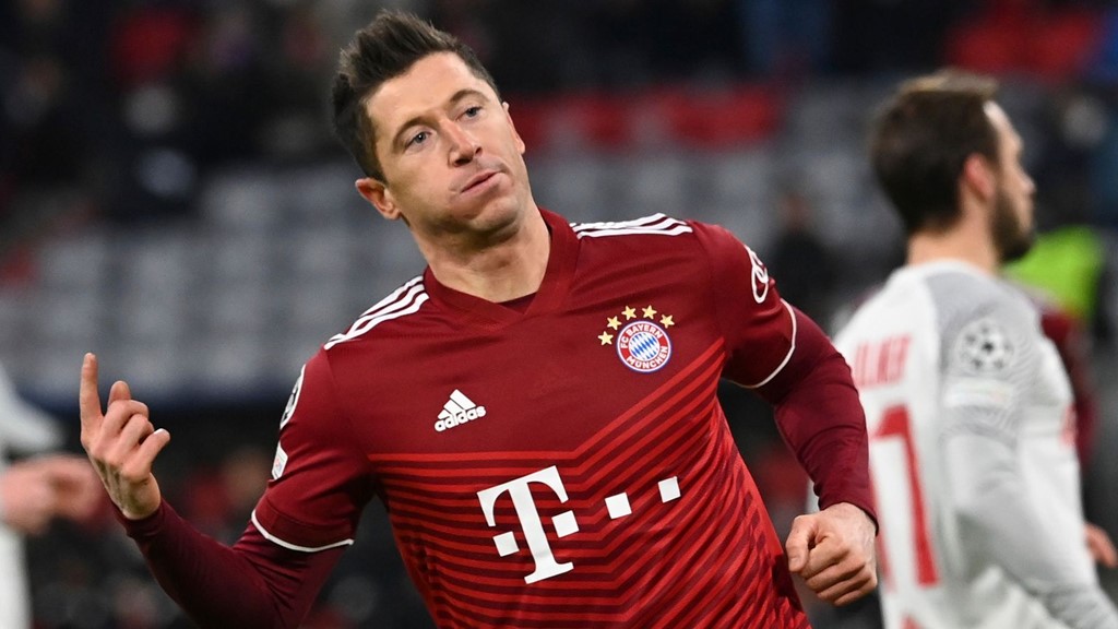 Lewandowski arrives for pre-season Bayern medical — Sport — The