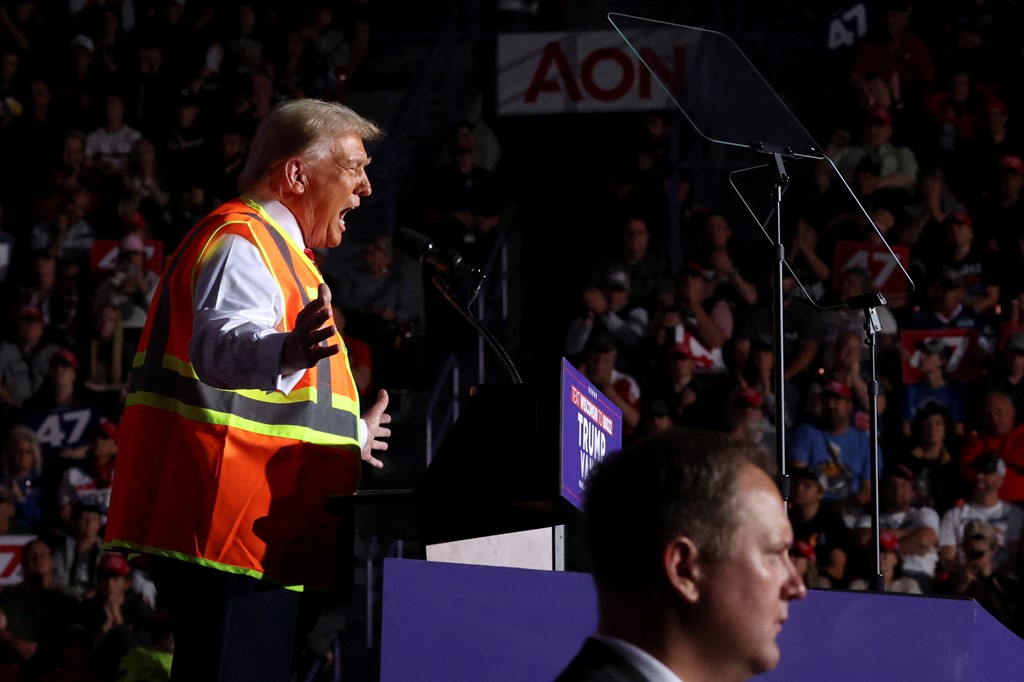 US Election 2024 Live Updates: Trump, Harris hold rallies in Wisconsin ...