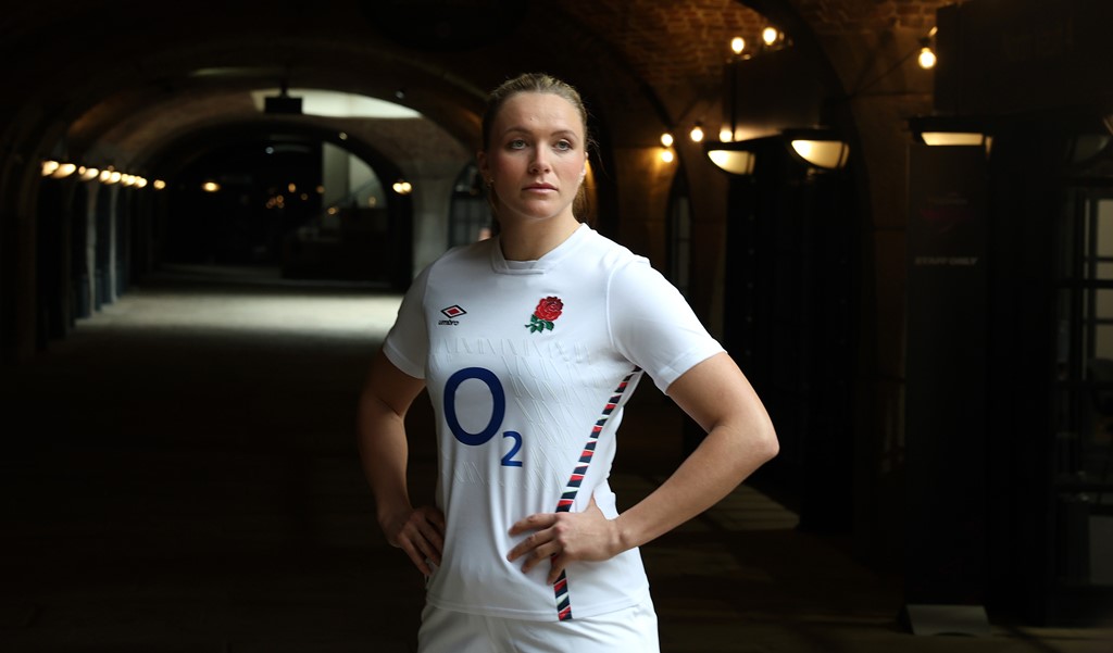 Mia Venner Shines as England Dominates Italy in Womens Six Nations